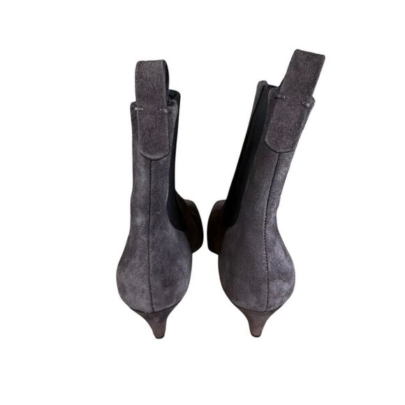 Reformation Roberta Brown Suede Ankle Boots Kitten Heel Size 6 Chelsea Style - Picture 10 of 12